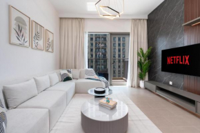 Chic 1BR in Park Heights, Dubai Hills - Ahlan HH